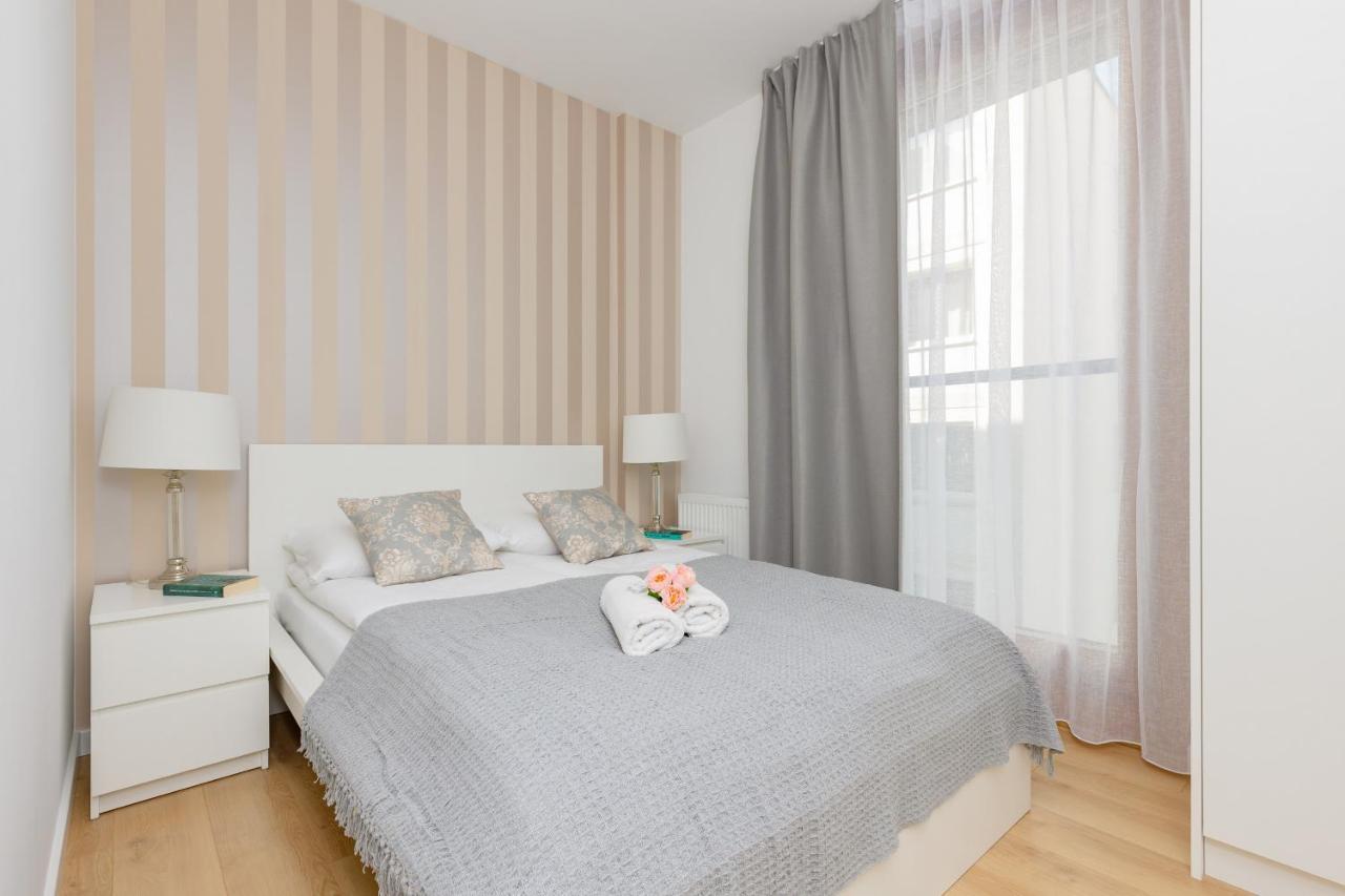 Warszawa Srodmiescie Bonifraterska Apartments By Noclegi Renters 외부 사진